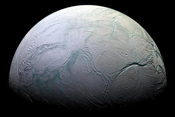 На спутнике Сатурна нашли следы внеземной жизни