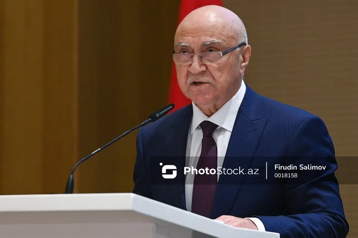 Валех Алескеров назвал дату открытия первого международного грузового аэропорта в Алятской СЭЗ