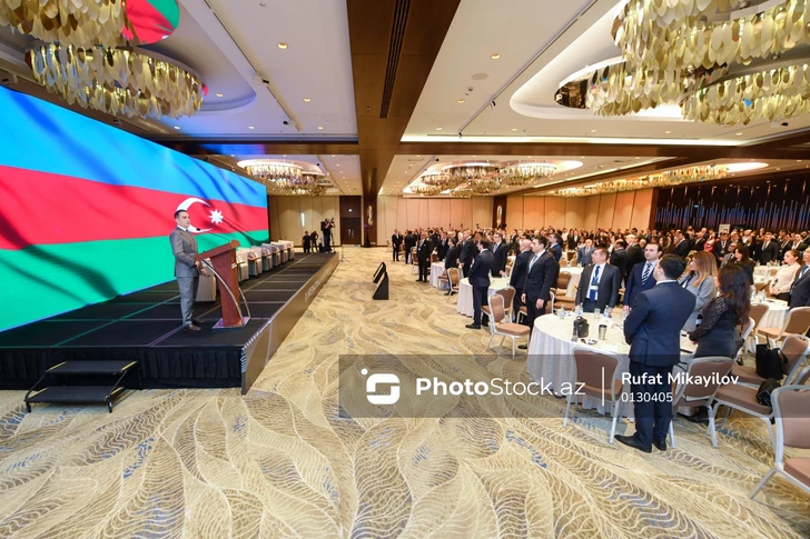В Баку начал работу IX Международный банковский форум