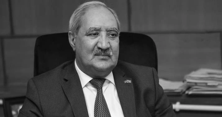 Фазаил Агамалы похоронен на кладбище в поселке Рамана