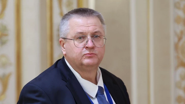 Оверчук: Экономическое сотрудничество между РФ и Азербайджаном является очень важным для двух стран