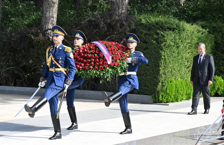 Media.az - Новости Азербайджана - Премьер-министр Камбоджи почтил память общенационального лидера Гейдара Алиева
