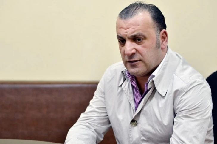 Состояние известного певца Назима Файтончу остается тяжелым