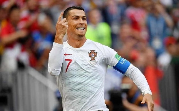 Рекордный гол Роналду принес Португалии победу - ВИДЕО