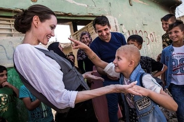 Анджелина Джоли посетила Ирак – ФОТО