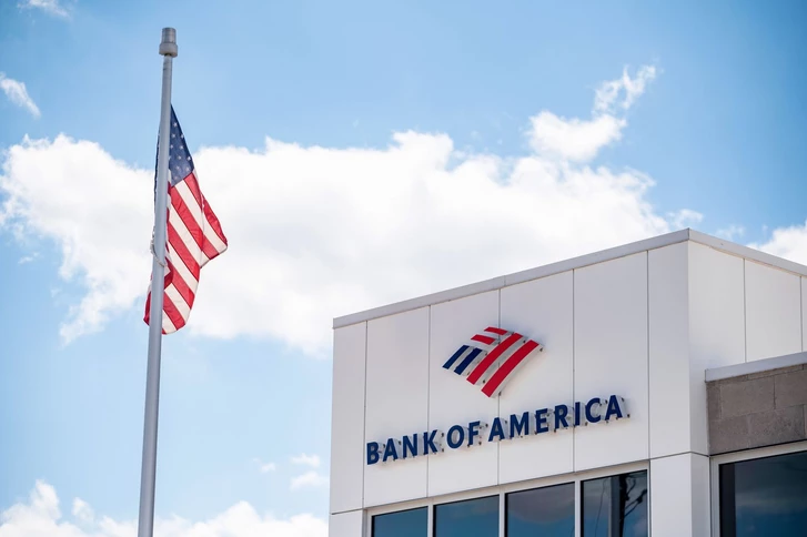 Bank of America согласился на выплату 72,5 млн долларов по иску, связанному с делом Эпштейна