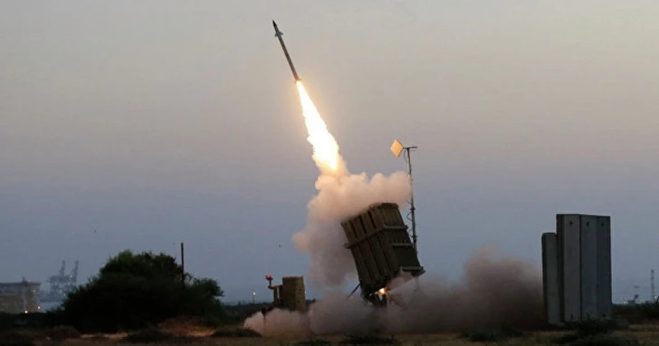 ХАМАС сообщил о пуске большого количества ракет по Тель-Авиву