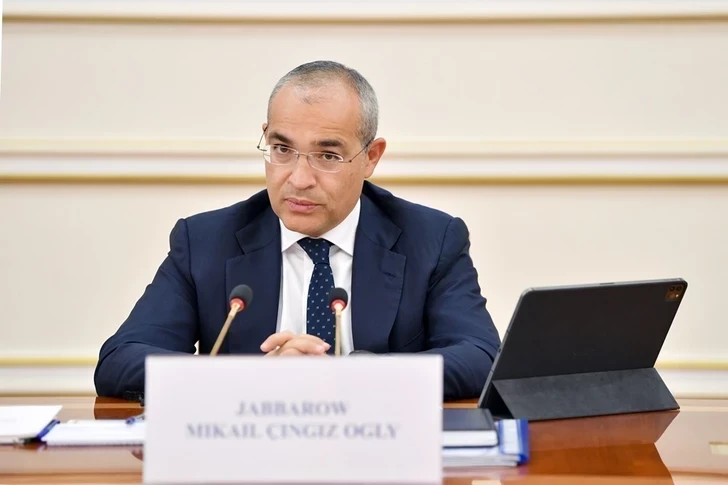 Микаил Джаббаров поздравил нефтяников Азербайджана с профессиональным праздником