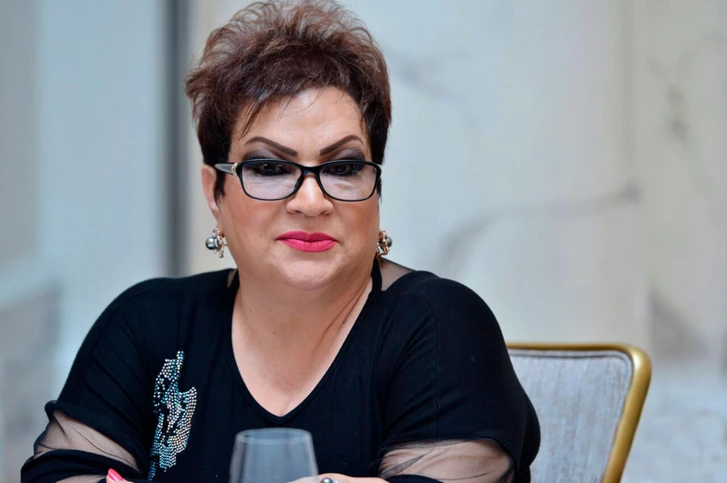 Возвращение на сцену: Афаг Баширгызы сыграла в спектакле в Баку