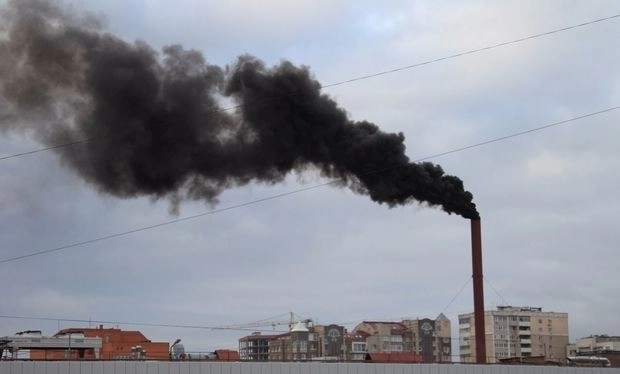 Минэкологии оштрафовало директора за загрязнение атмосферы