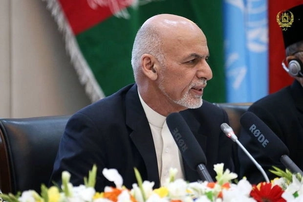 Президент Афганистана заявил о перемирии с талибами
