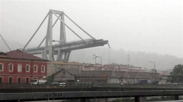 Число жертв при обрушении моста в Италии достигло 35 человек – ВИДЕО + ФОТО + ОБНОВЛЕНО
