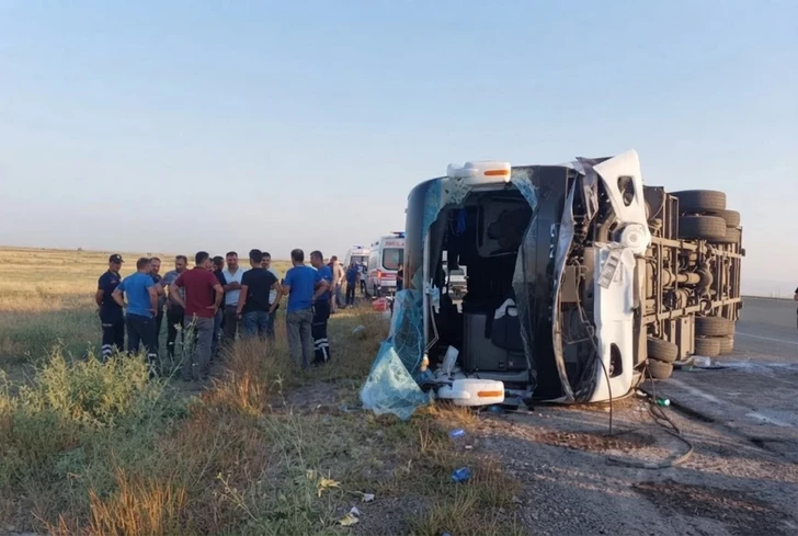 Стали известны новые подробности о пострадавших в ДТП с автобусом в Гаджигабуле