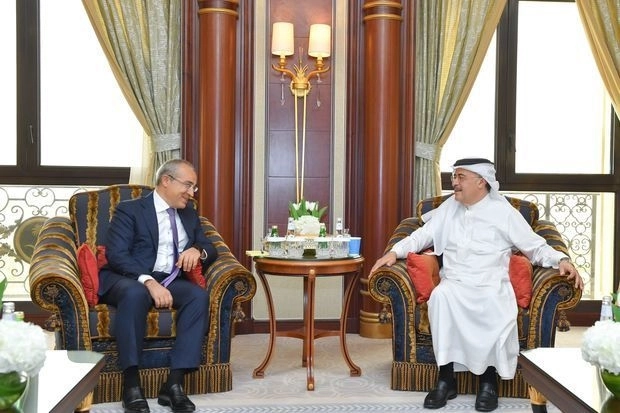 Министр экономики Азербайджана встретился с президентом Saudi Aramco