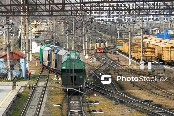 В Милли Меджлисе рассмотрен законопроект об изъятии земель для развития метро и железных дорог