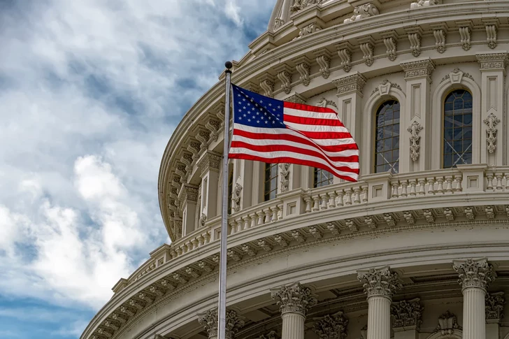 США готовят возвращение дипломатов в посольства на Ближнем Востоке - СМИ
