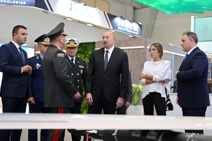 Media.az - Новости Азербайджана - Президент Ильхам Алиев ознакомился с выставками ADEX 2026 и Securex Caspian