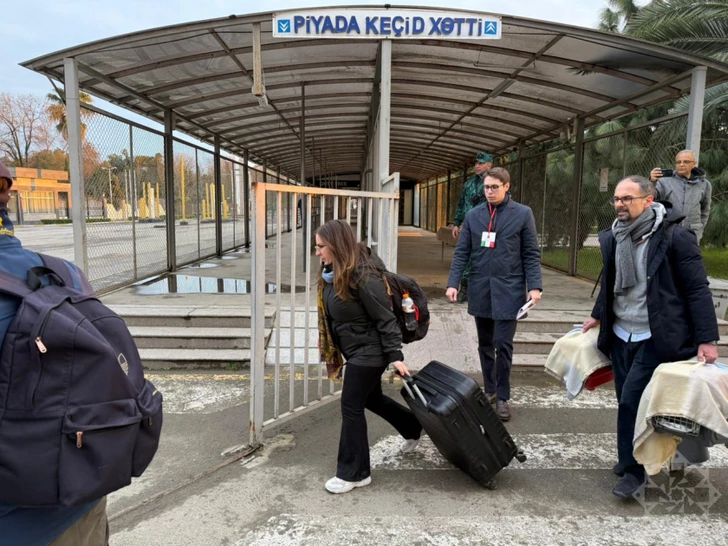 Более 50 стран просят Азербайджан эвакуировать свыше 2500 своих граждан из Ирана