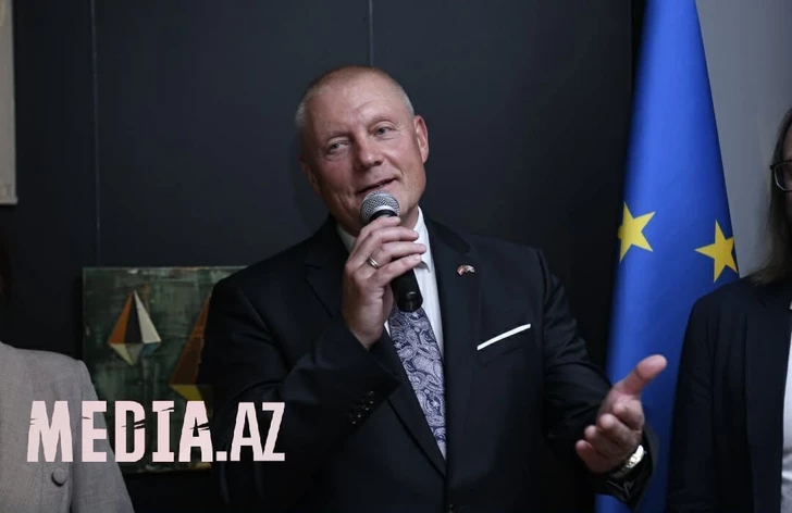Media.az - Новости Азербайджана - В Баку открылась выставка, объединившая несколько поколений латвийских художников