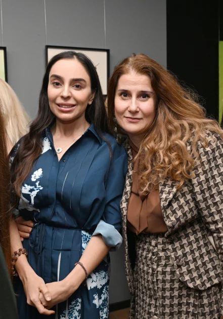 Media.az - Новости Азербайджана - Арзу, Лейла и Алена Алиевы посетили выставку «Предки».