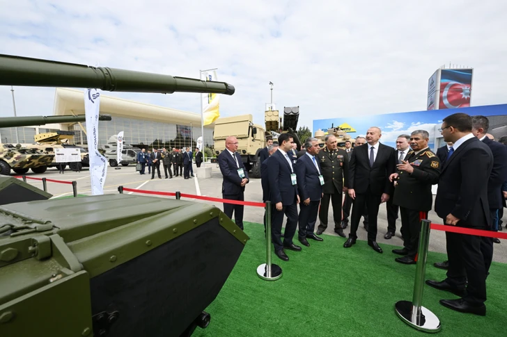 Media.az - Новости Азербайджана - Президент Ильхам Алиев ознакомился с V выставкой ADEX-2024 и выставкой Securex Caspian