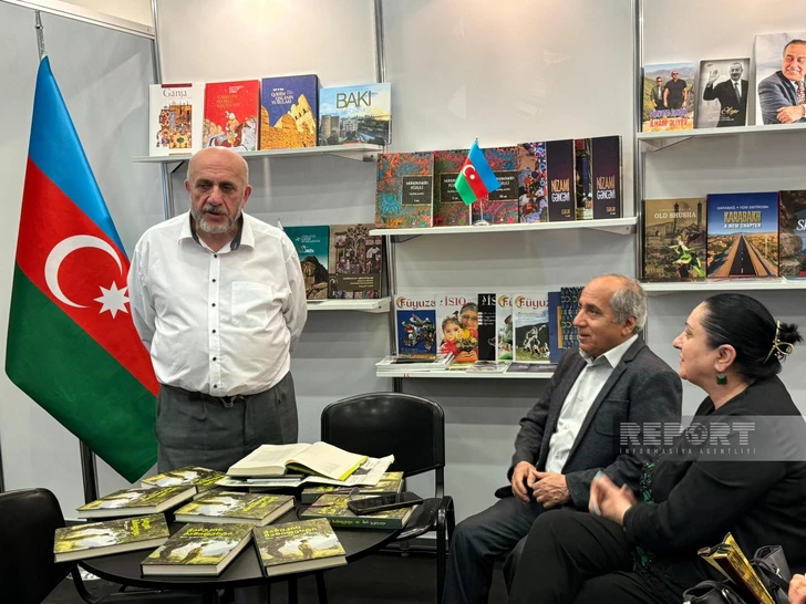 Media.az - Новости Азербайджана - В Тбилиси презентована книга Мир Джалала на грузинском языке