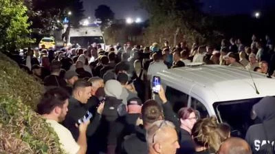 Media.az - Новости Азербайджана - В Англии прошли протесты из-за высадки более сотни мигрантов