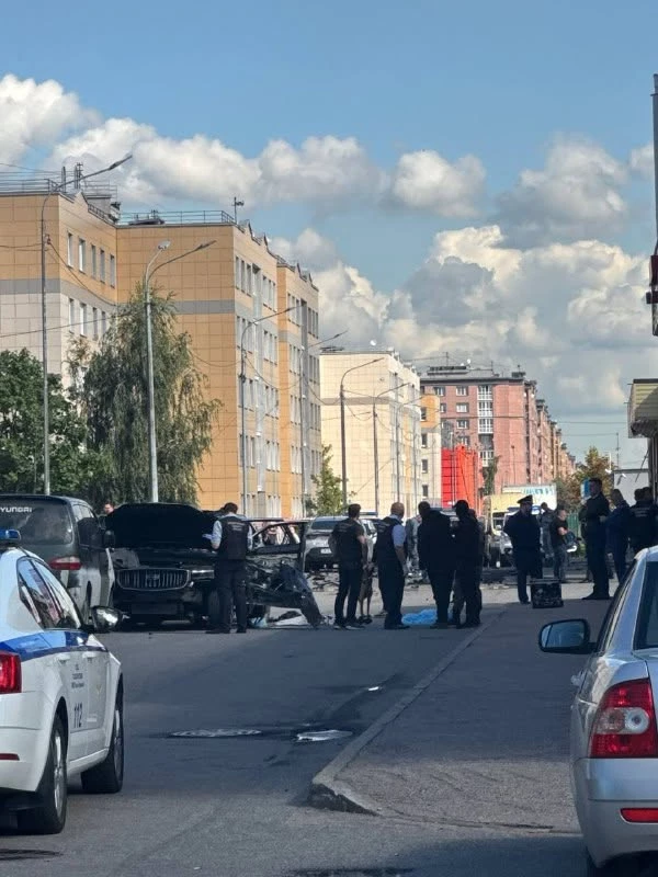 Media.az - Новости Азербайджана - В Санкт-Петербурге взорвался автомобиль высокопоставленного военного: возбуждено уголовное дело