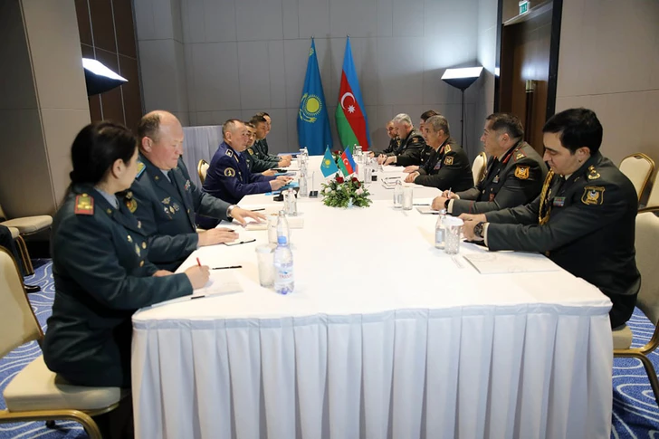 Media.az - Новости Азербайджана - Министр обороны АР обсудил военное сотрудничество с Казахстаном.
