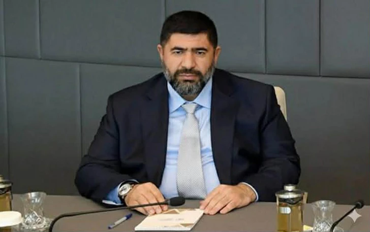 Суд продлил арест Руслана Эйюбова по делу о контрабанде табака на 5 млн манатов