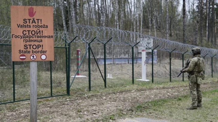 Латвия закрыла последний действующий пункт пропуска на границе с Беларусью