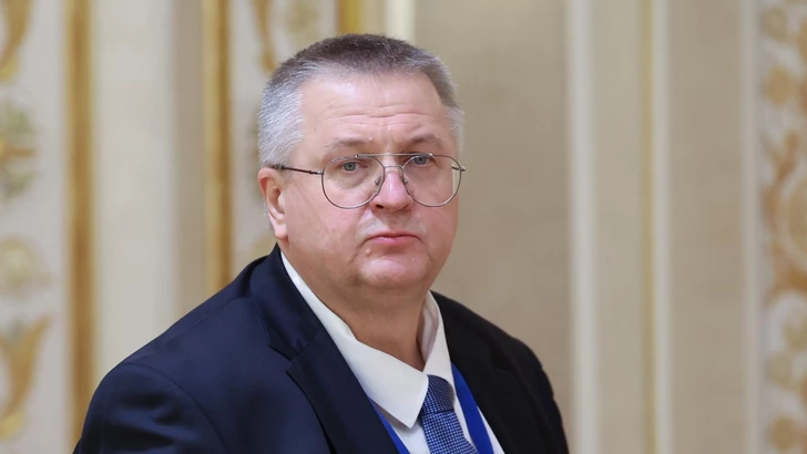 Оверчук в Ереване обсудит возможность трехсторонней встречи с Баку по вопросу коммуникаций