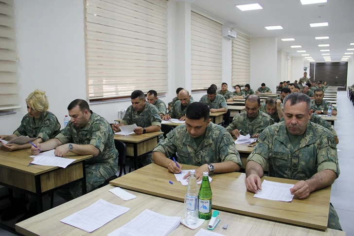Media.az - Новости Азербайджана - Военнослужащие Азербайджанской армии проходят проверку знаний и физподготовки