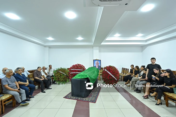 Media.az - Новости Азербайджана - В Баку проходит церемония прощания с народным артистом Тофигом Бакихановым