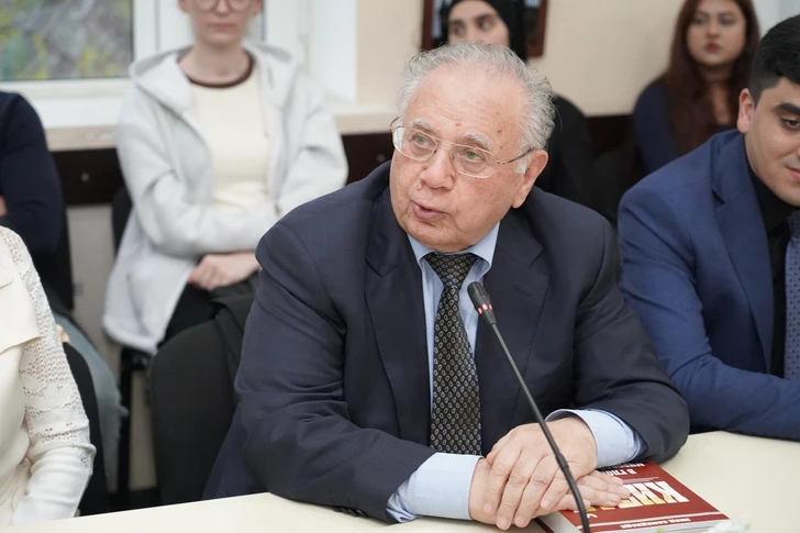 Media.az - Новости Азербайджана - В АУЯ состоялся показ фильма «Один пояс, один путь» о росте влияния Среднего коридора