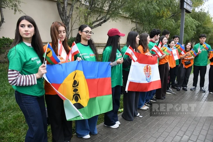 Media.az - Новости Азербайджана - В Баку прошла акция в поддержку юных футболистов Новой Каледонии и Французской Полинезии