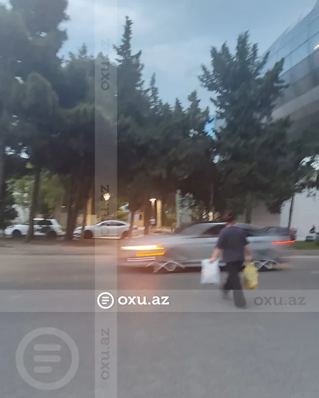 Media.az - Новости Азербайджана - Неисправный лифт на переходе у ASAN xidmət в Баку подвергает опасности детей и пожилых людей