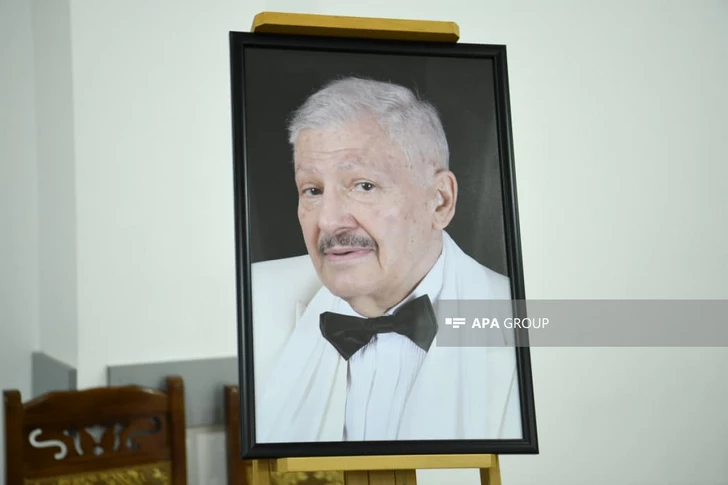 Media.az - Новости Азербайджана - Тело народного артиста Ягизарова доставлено в Баку
