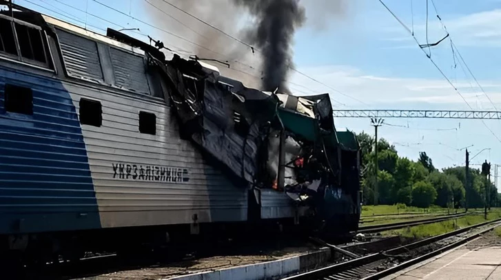 В Одесской области Украины БПЛА поразил локомотив пассажирского поезда, есть погибшие
