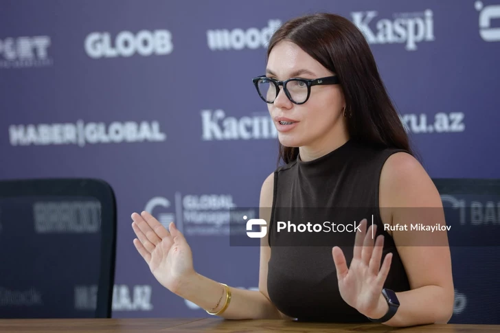 Media.az - Новости Азербайджана - В Баку женщины много вкладывают в себя: бьюти-мастер Ольга Гончарова о переезде в Азербайджан