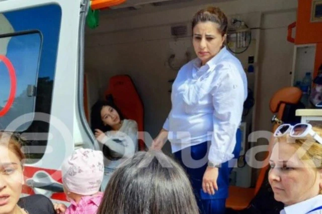 В TƏBİB рассказали о состоянии девочки, упавшей с электросамоката на бакинском бульваре