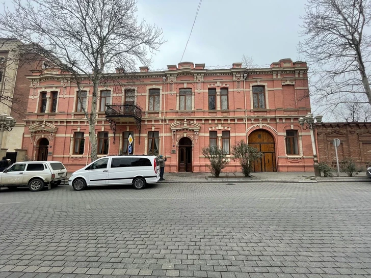 Media.az - Новости Азербайджана - Архитектурная жемчужина Гянджи: здание, в котором хранится память об АДР