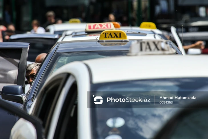 «Манатное» такси больше не «манатное»: что происходит на рынке перевозок?