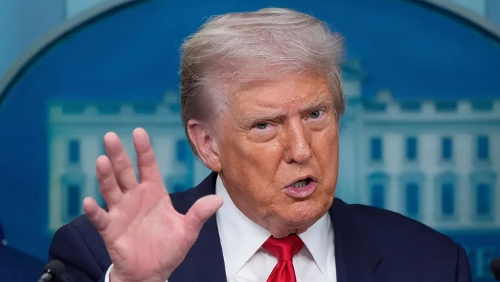 Трамп опроверг информацию о создании инвестиционного фонда на $300 млрд для Ирана