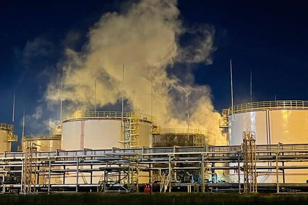 Генштаб ВСУ заявил об ударе по НПЗ «Ильский» в Краснодарском крае России
