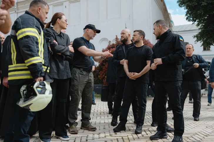 Media.az - Новости Азербайджана - Зеленский сообщил об 11 погибших и 53 раненых в результате массированного удара России по Украине