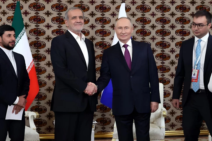 Путин и Пезешкиан обсудят вопросы двусторонних отношений на полях ШОС