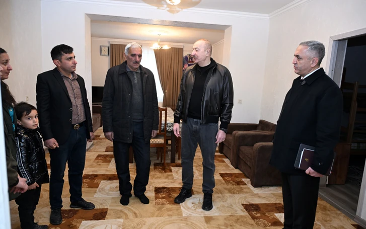 Media.az - Новости Азербайджана - Ильхам Алиев встретился с жителями села Баллыджа в Ходжалы