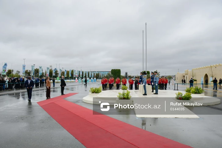 Media.az - Новости Азербайджана - Церемония поднятия флагов ООН и Азербайджана открыла WUF13