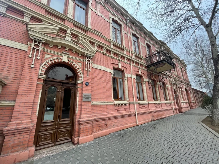 Media.az - Новости Азербайджана - Архитектурная жемчужина Гянджи: здание, в котором хранится память об АДР